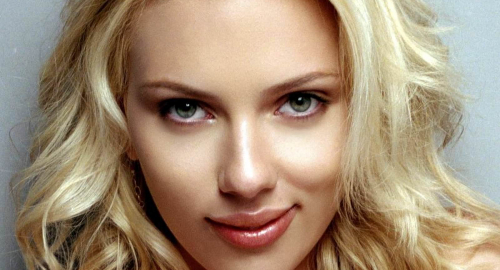 Scarlett Johansson al timone del successo
